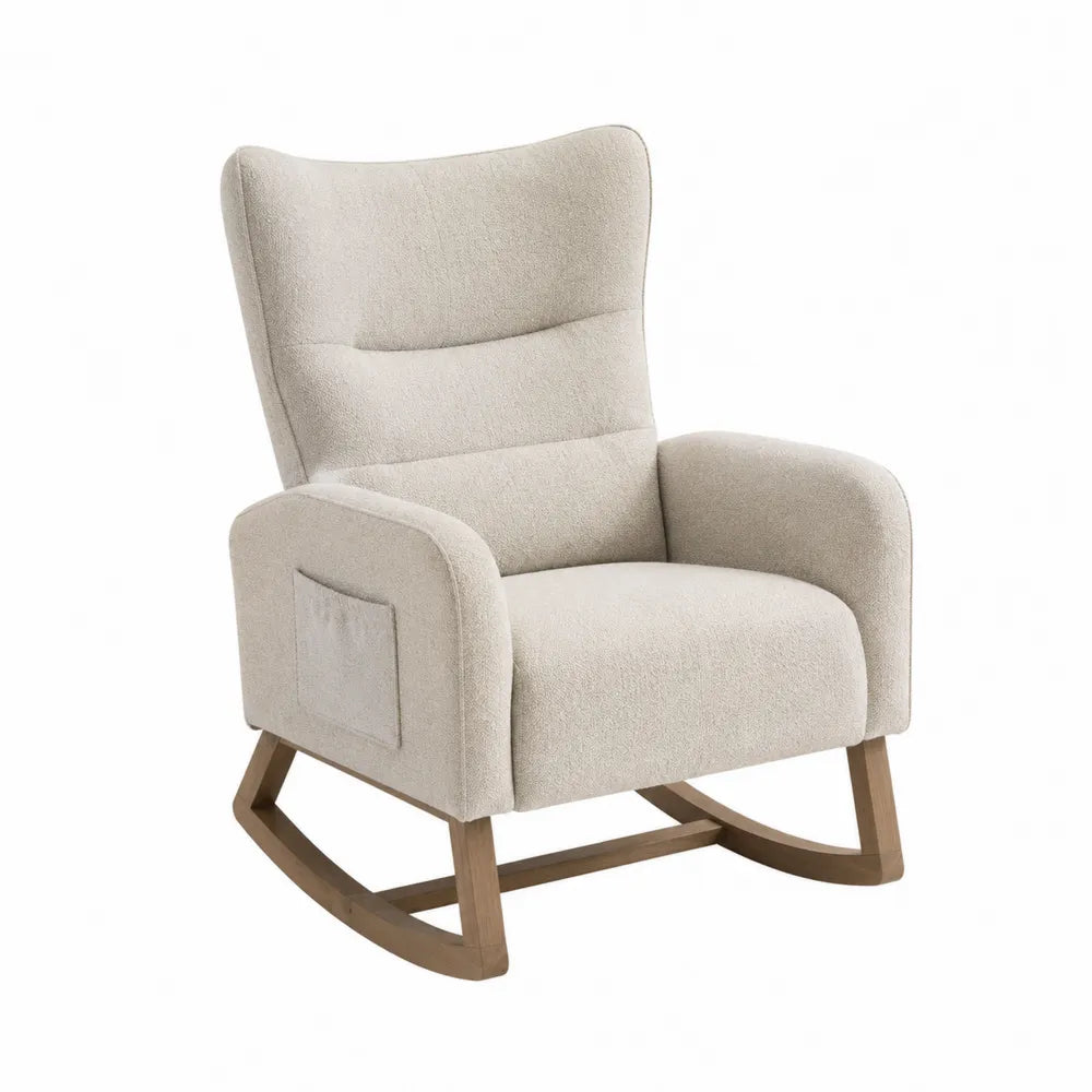 Silla mecedora de tela beige con base de madera